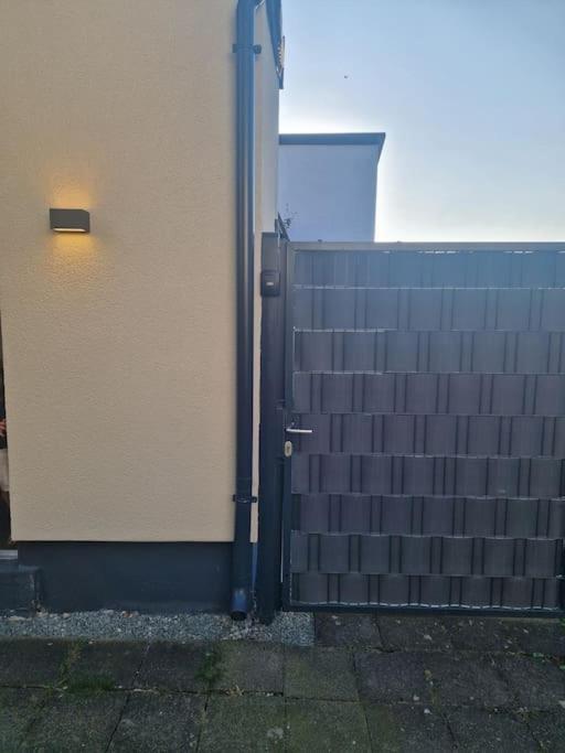 Gaestehaus In Koeln Rath-Heumar Eksteriør billede
